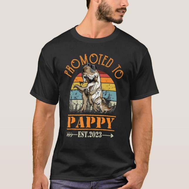 T-shirt Promoted to Pappy 2023 Retro New Dad saurus (Devant)