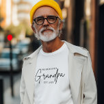 T-shirt Promu à Grand-père EST 2025 | Nouveau cadeau grand<br><div class="desc">Célébrez la promotion passionnante à grand-père en style! Ce t-shirt Promoted to Grandpa EST 2025 est le moyen idéal de marquer un moment spécial — que vous annonciez la grande nouvelle ou que vous donniez un premier grand-père. Design minimaliste moderne coton doux et respirant pour un confort de toute la...</div>