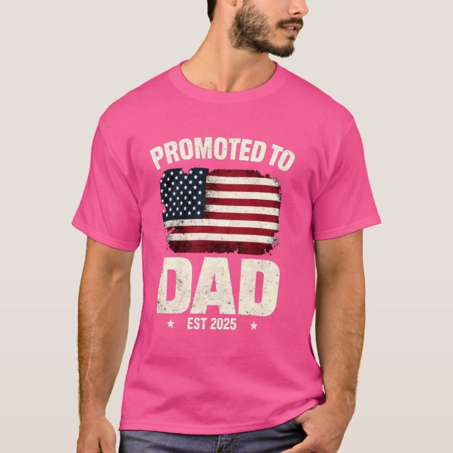 T-shirt Promu à Papa 2025 fête de grossesse nouveau père P (Devant)