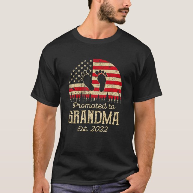 T-shirt Promu au Grand GRANDMA Est 2022 Floral First Ti (Devant)