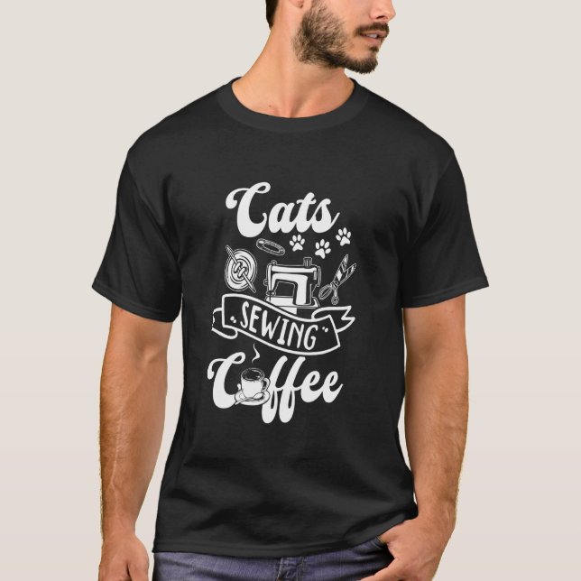T-shirt Propriétaire de chat Couturière - Chats coudant ca (Devant)