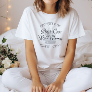 T-shirt Propriété de Pirate Cove Wild Women Pirate Crew