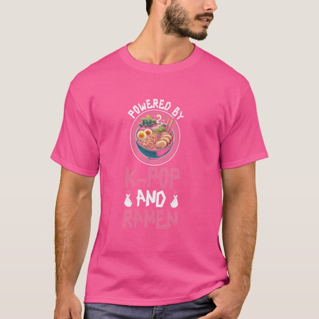 T-shirt Propulsé Par Ramen Et K-Pop Ramen Kpop Merchandise (Devant)