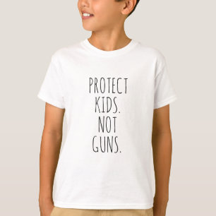 T-shirt Protéger les enfants Pas les fusils typographie ma