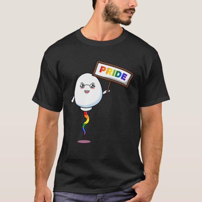 T-shirt Proud LGBT Queer Cute pride shield hold by Rainbow (Devant)