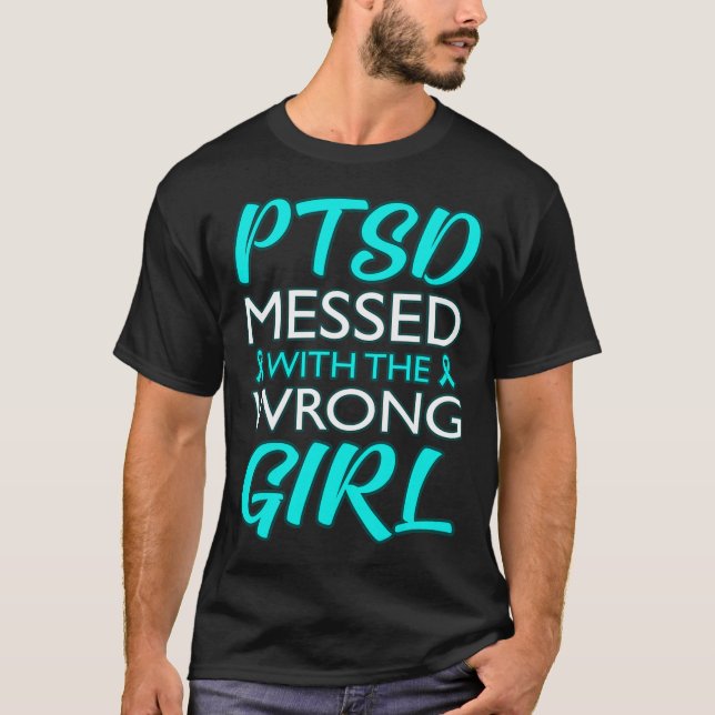 T-shirt Ptsd Messed Avec Le Ruban De Sensibilisation Des F (Devant)