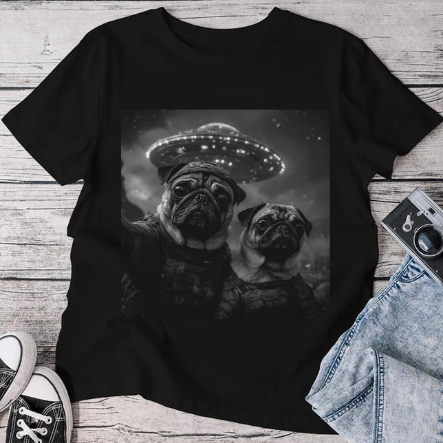 T-shirt Pug Alien Ufo Taking A Selfie Dog Mom Dad Women (Créateur téléchargé)