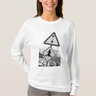T-shirt Qatar, Ad Dawhah, Doha. Piéton arabe 2