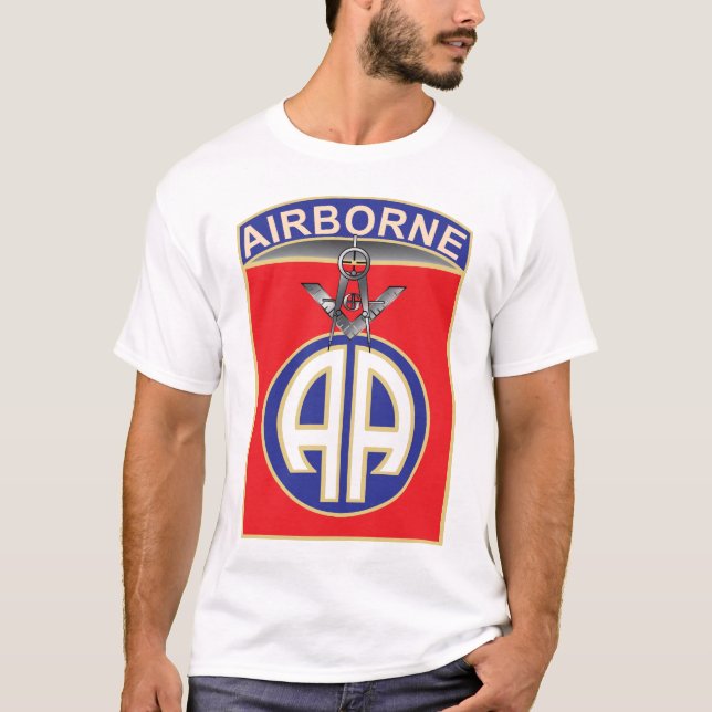 T-shirt quatre-vingt-deuxième Maçons aéroportés (Devant)