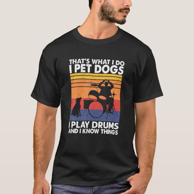 T-shirt Que Ce Que Je Fais, C'Est Que Je Passe Les Chiens  (Devant)