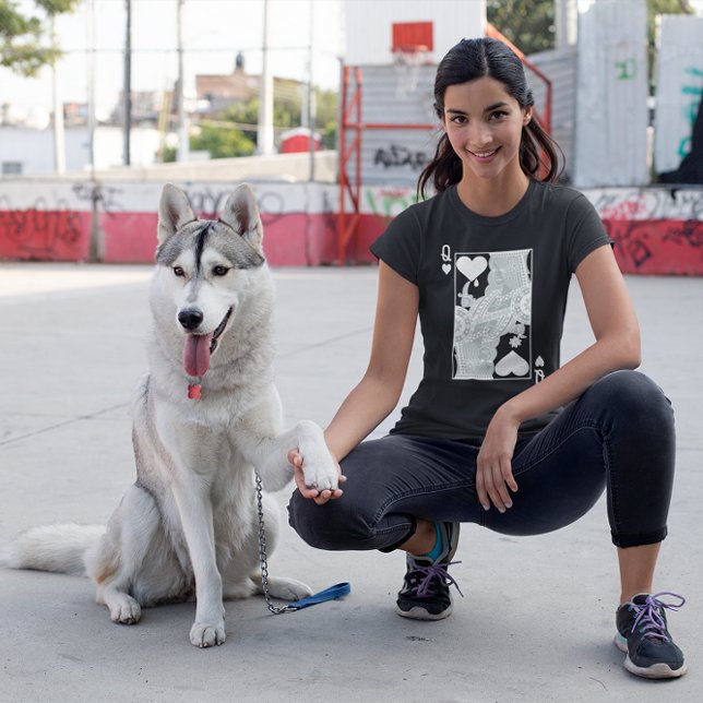 T-shirt Queen of Hearts Graphic White Grey on Black (Créateur téléchargé)