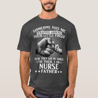 T-shirt Quelqu'Un S'Est Enveloppé Autour De Son Doigt Pour