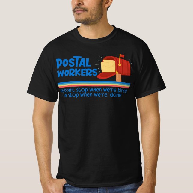 T-shirt Quote de cuisine essentielle du travailleur postal (Devant)