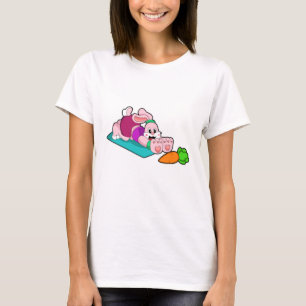 T-shirt Rabbit avec carotte au Yoga sur tapis de Yoga