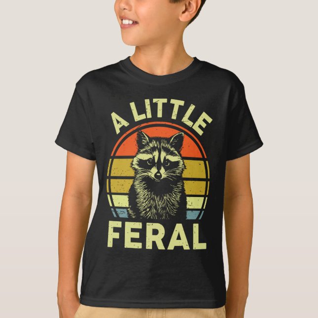 T-shirt Raccoon-shirt A Little Feral Funny Raccoon Premium (Devant)