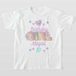 T-shirt Rainbow Birthday Girl âge personnalisé Iridescente<br><div class="desc">Célébrez l'anniversaire avec ce t-shirt spécial,  design spécial et personnalisé</div>