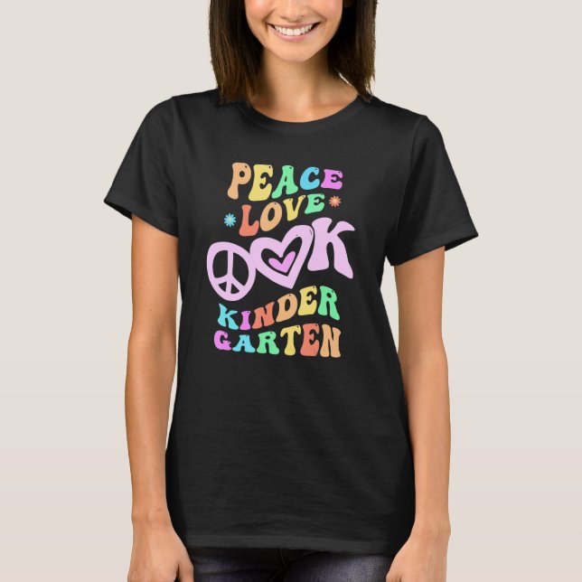 T-shirt Rainbow Peace Love KINDERGARTEN Retro Kinder Littl (Devant)