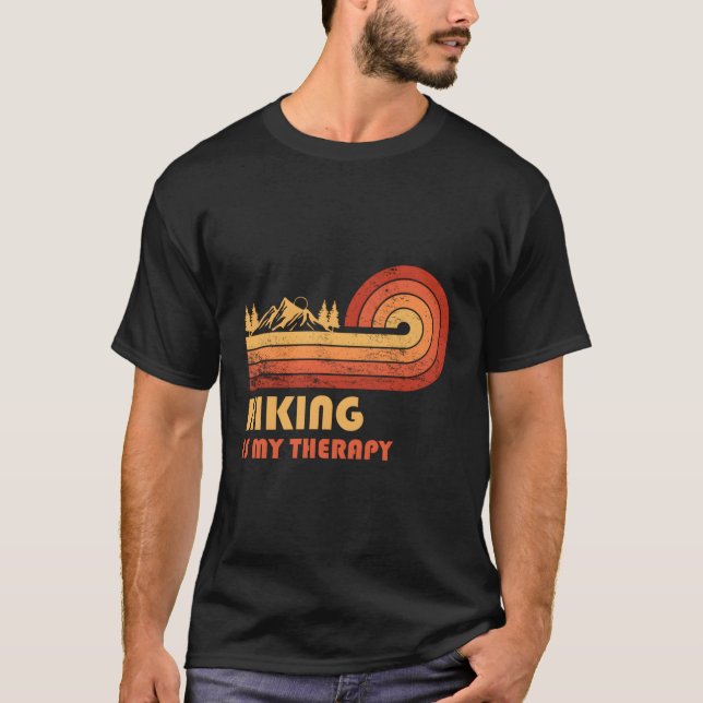 T-shirt Randonnée est ma thérapie (Devant)