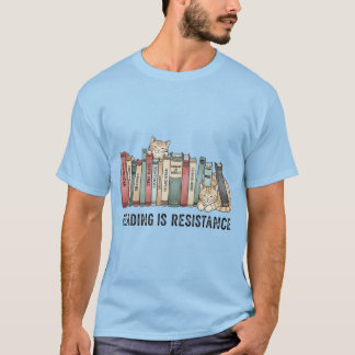 T-shirt Reading Is Resistance Cat & Books –T-Shirt