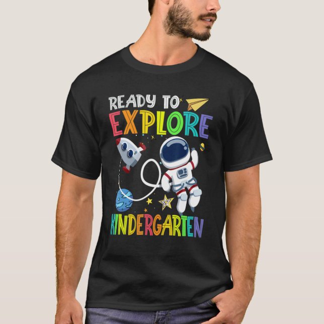 T-shirt Ready To Explore Kindergarten Grade Astronaut Back (Devant)