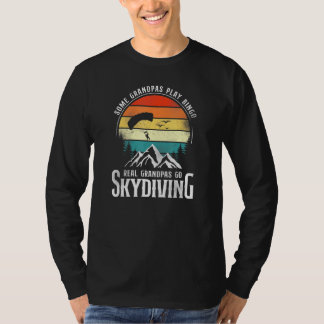 T-shirt Real Grandpas Go Skydiving Retro Vintage