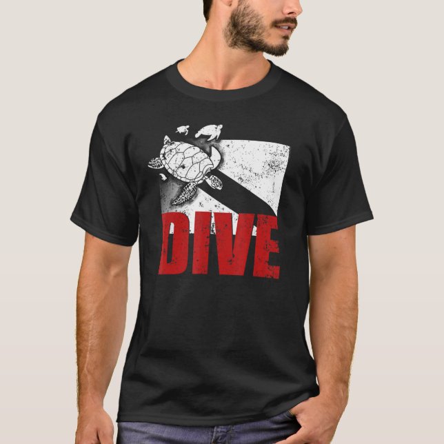 T-shirt Red Dive Drapeau Turtle Secourir DIver Scuba Diver (Devant)