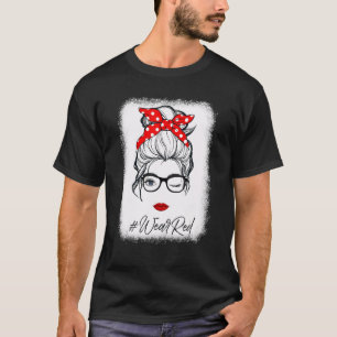 T-shirt Red Ribbon Week Wink Eye Messy Bun Lunettes Juste 