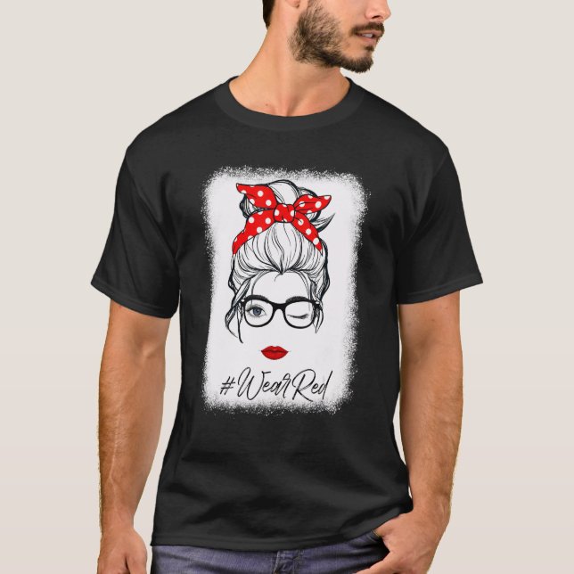 T-shirt Red Ribbon Week Wink Eye Messy Bun Lunettes Juste  (Devant)