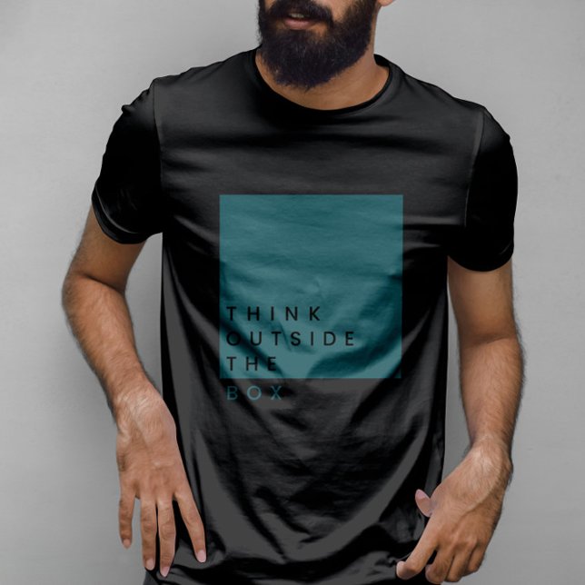 T-shirt Réfléchissez Dehors De La Boîte (Créateur téléchargé)