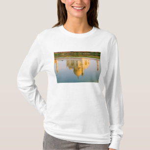 T-shirt Réflexion du temple mondialement célèbre Taj Mahal
