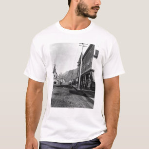 T-shirt Regardez le regard du nord sur la rue de Broadway,