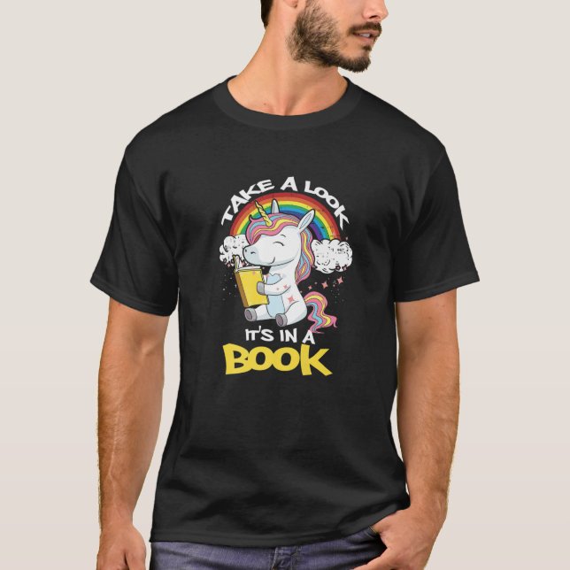 T-shirt Regardez Son Dans Un Livre Rainbow Unicorn Lecture (Devant)