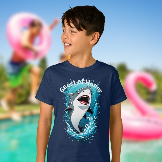 T-shirt Rejoignez-nous pour un requin mordant (Créateur téléchargé)