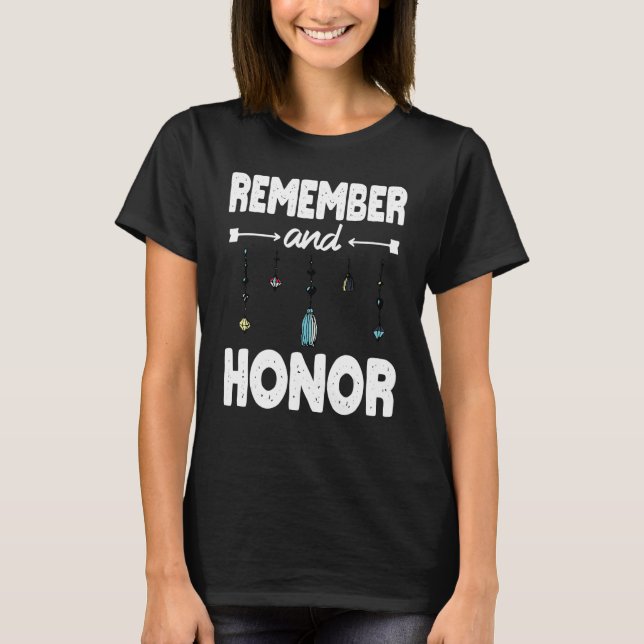 T-shirt Remember And Honor Orange Day Canada Indigenous Ch (Devant)