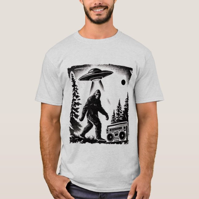 T-shirt Rencontre Alien avec Bigfoot (Devant)