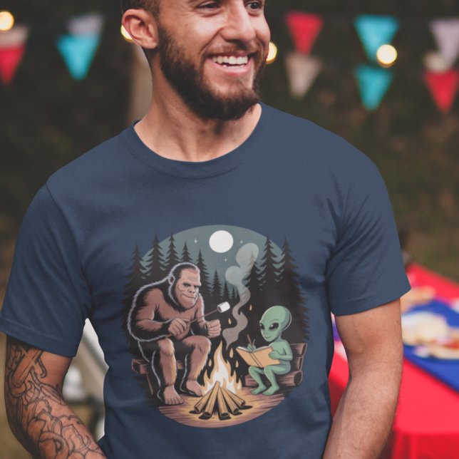 T-shirt Rencontre de Cryptide Aliénigène Bigfoot avec un O (Créateur téléchargé)