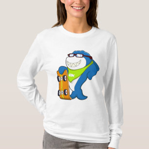 T-shirt Requin comme patineur avec skateboard