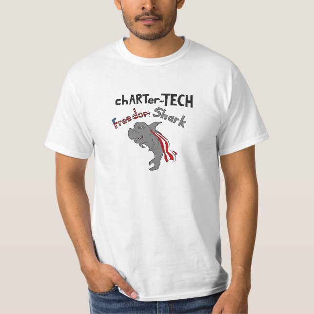 T-shirt requin de liberté de TECH de charte (Devant)