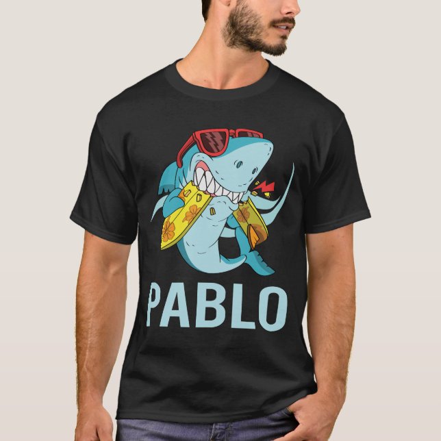T-shirt Requin drôle - Nom Pablo (Devant)