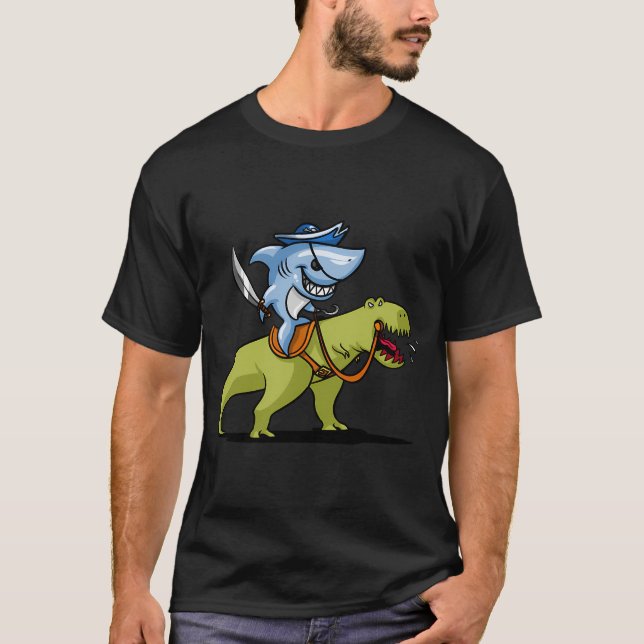T-shirt Requin Pirate à cheval sur T-Rex Dinosaure Drôle (Devant)
