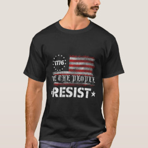 T-shirt Résister À Trump Manifester Contre Le Drapeau Poli