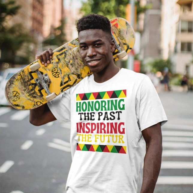 T-shirt Respecter le passé dans le contexte de la motivati (Créateur téléchargé)