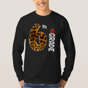 T-shirt Retour à l'école 6e année léopard pour l'enseignan