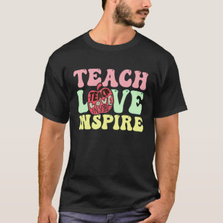 T-shirt Retour à l'école Enseigner l'amour Inspirer Rétro