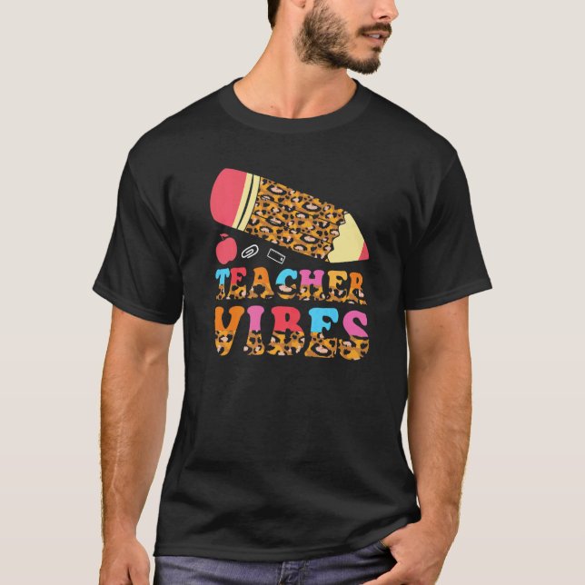 T-shirt Retour à l'école Prof Vibes Léopard 1er Jour d'Éco (Devant)