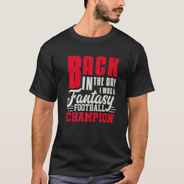 T-shirt Retour Dans La Journée Imaginaire Champion De Foot (Devant)