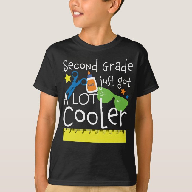 T-shirt Retourner à l'école secondaire vient juste d'avoir (Devant)