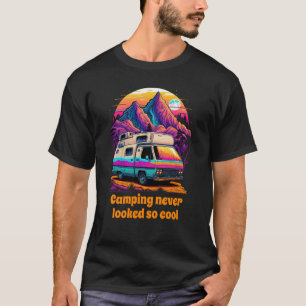 T-shirt Retro 1980 Synthwave Cool Camping Van Design