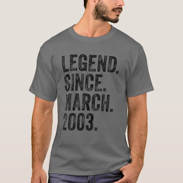 T-shirt Rétro 2003 Birthday March Born Legend Since (Devant)