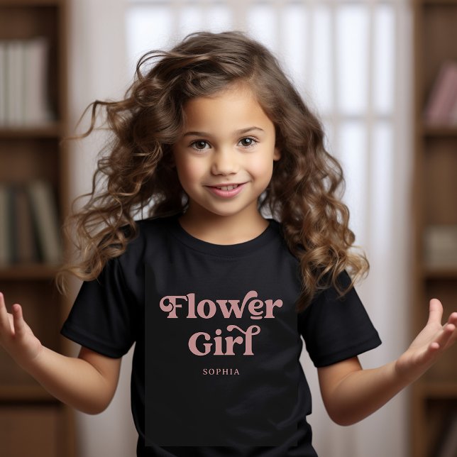 T-shirt Retro Boho Dusty Typographie Rose | Fleur fille (A boho, retro shirt for the flower girl in dusty rose typography)